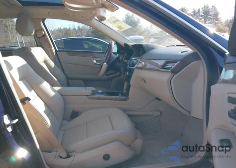 2011 Mercedes-Benz E 350 4Matic z USA, uszkodzony, nr VIN WDDHF8HBXBA347425